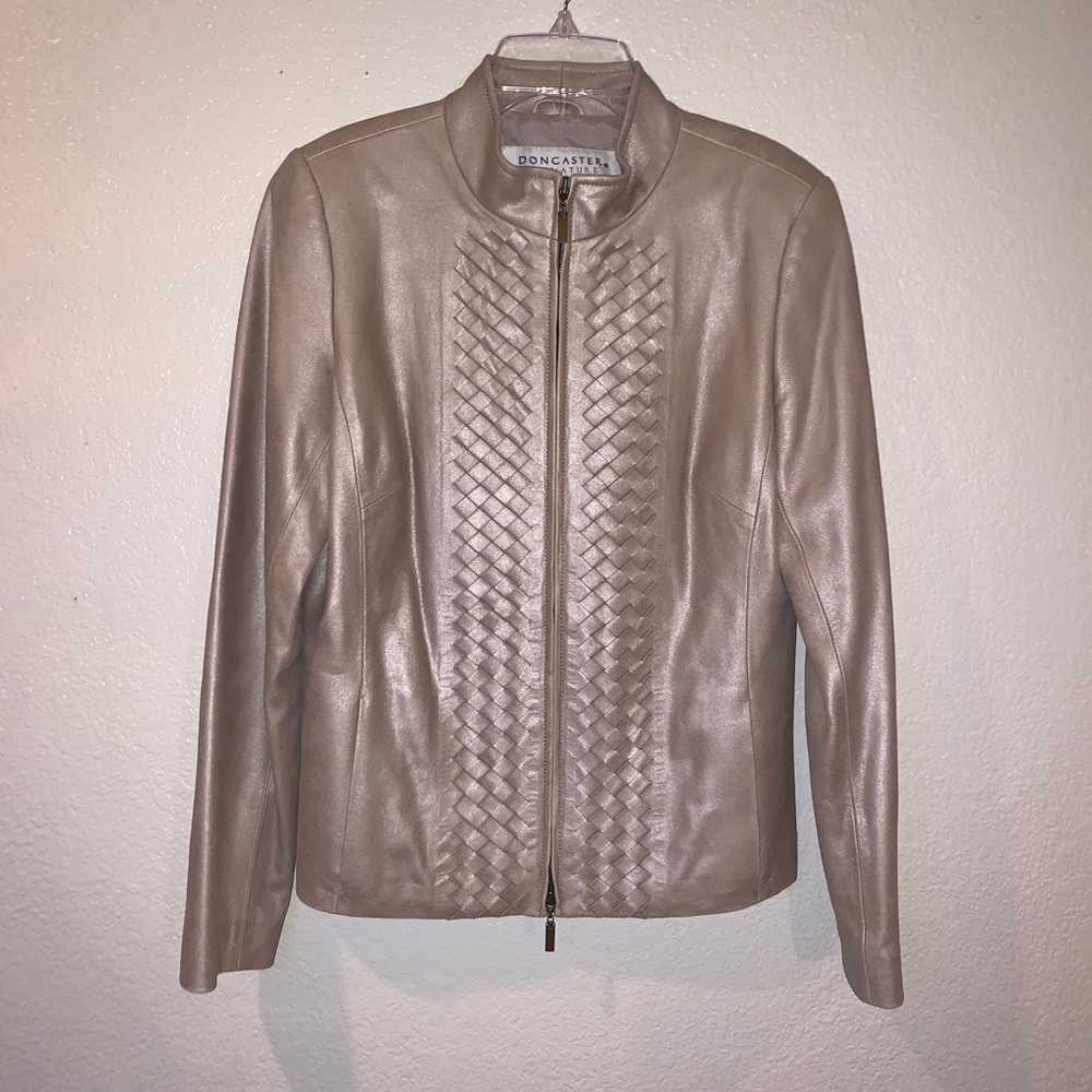 Doncaster Signature Shimmer Champagne Jacket sz 6